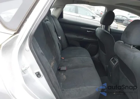 2015 Nissan Altima 2.5 Sv from USA, damaged, VIN 1N4AL3AP0FC233298